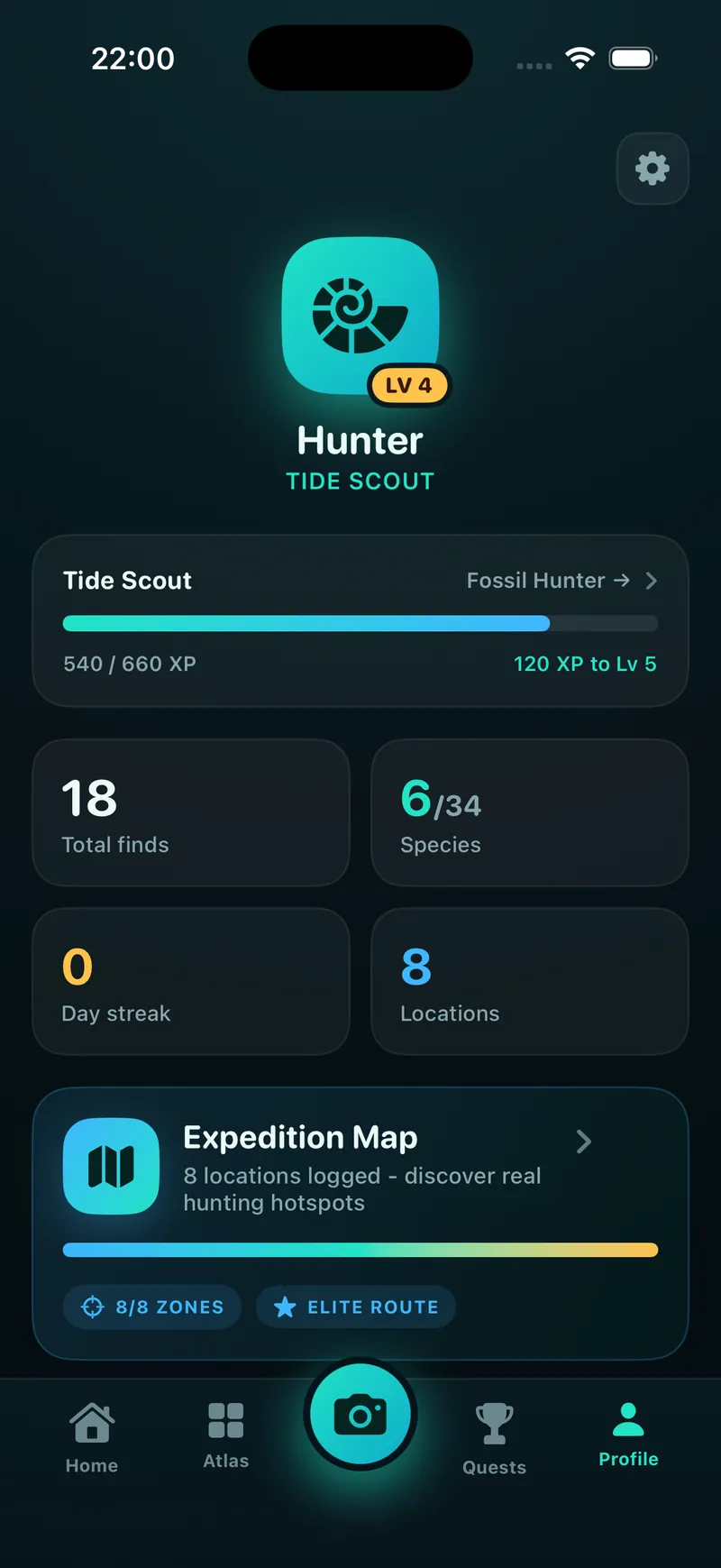Shark Tooth Identifier app profile screen showing rank progress from Tide Scout to Fossil Hunter, total finds, species collected, day streak and an expedition map